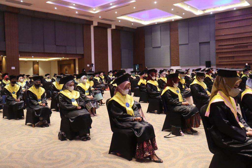 Sidang Senat Terbuka Poltekkes Kemenkes Makassar Dalam Rangka Wisuda