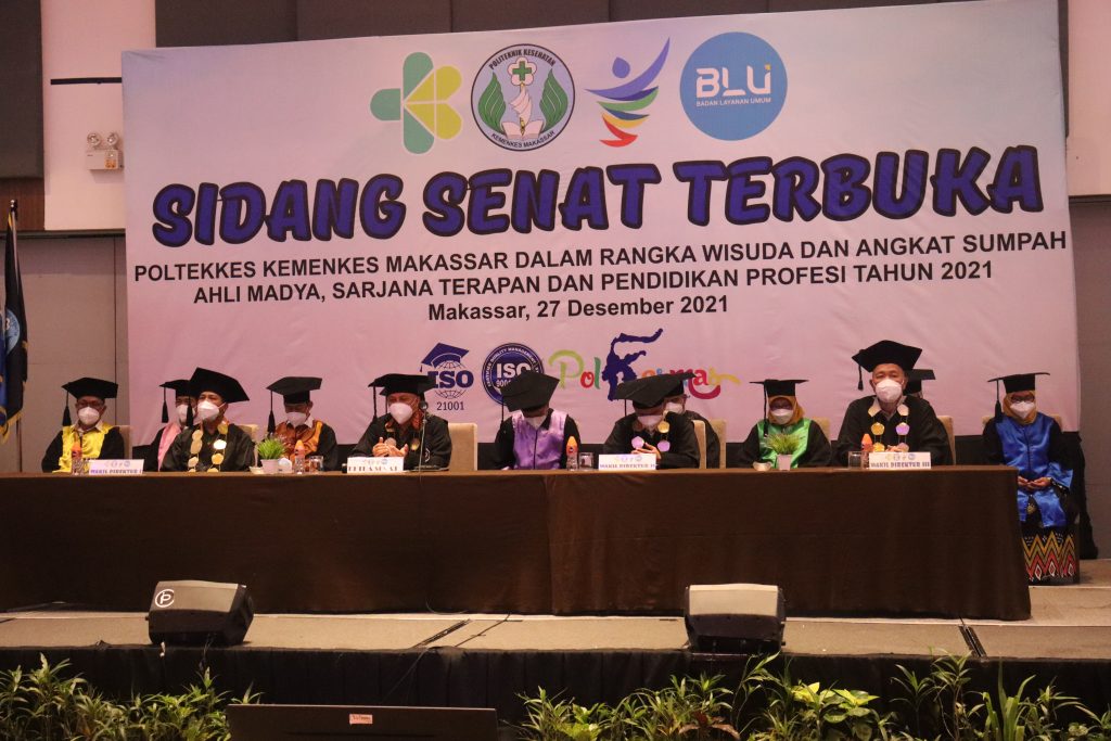 Sidang Senat Terbuka Poltekkes Kemenkes Makassar Dalam Rangka Wisuda Dan Angkat Sumpah Priode Ii 9255